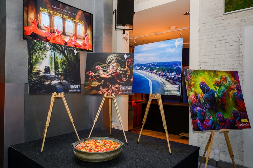 Tourism seminar organized by the Embassy of India in The Hague, bringing together government, industry, and community stakeholders. The event concluded with a vibrant cultural performance by Maitreyee Pahari celebrating India’s heritage and diversity.